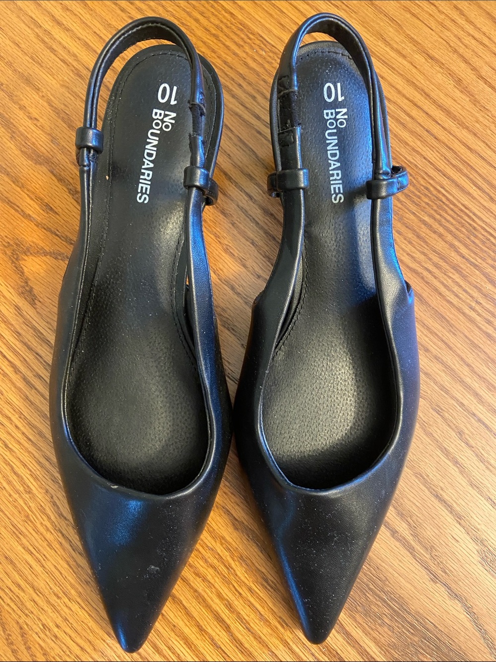 No Boundaries Black Pointed Slingback Flats - Classic Women's Loafers